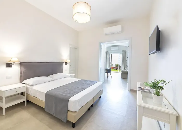 Alojamento de Acomodação e Pequeno-almoço Marina Garden 4*