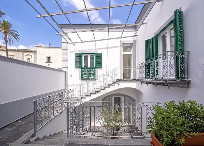 Alojamento de Acomodação e Pequeno-almoço Marina Garden 4*