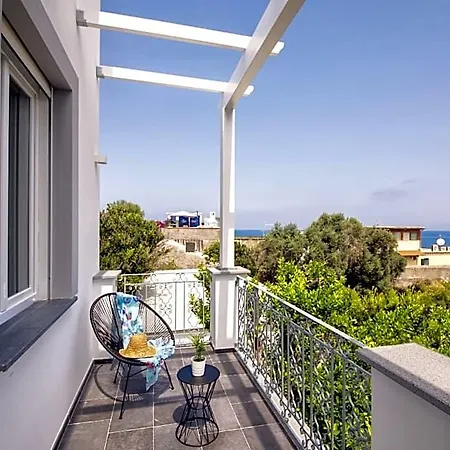 Marina Garden Bed & Breakfast