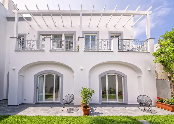 Marina Garden Frühstückspension 4*