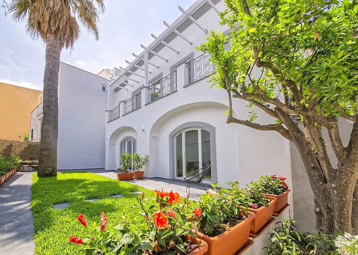 Marina Garden Frühstückspension 4*