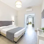 B&B Marina Garden 4*