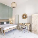 B&B Marina Garden 4*